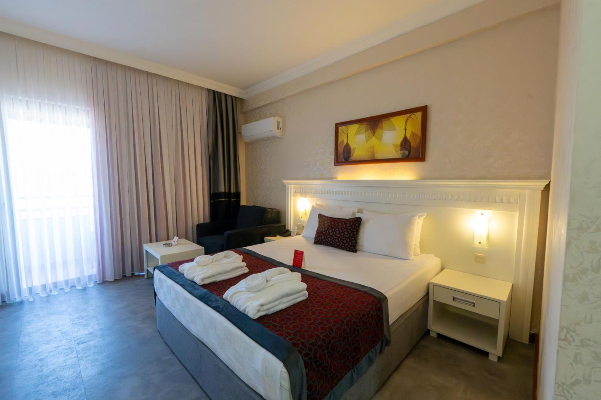 Casa Fora & Otel Antalya